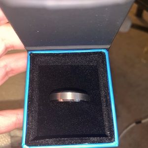 Men’s Wedding Band